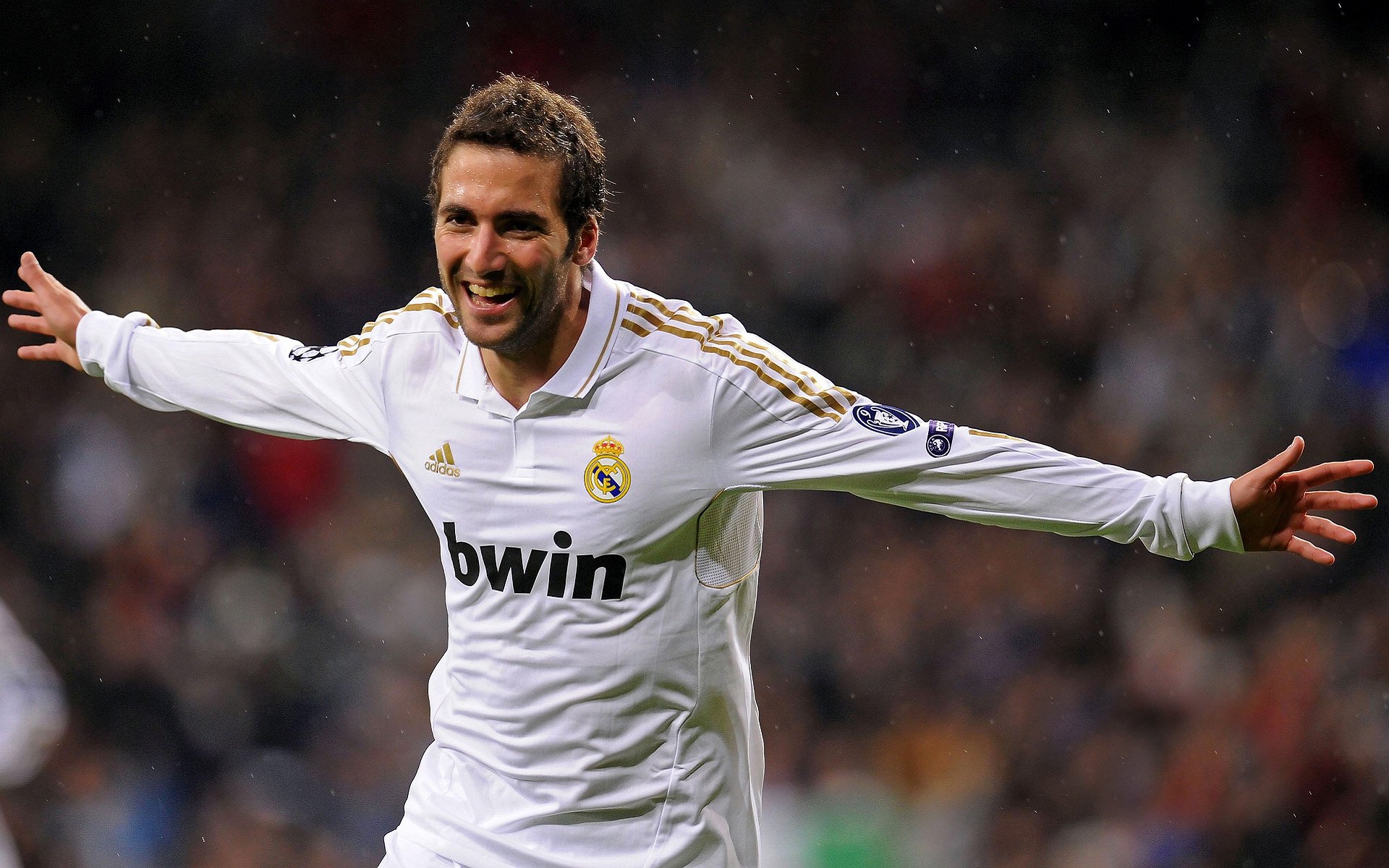 田径运动员不断挑战个人纪录